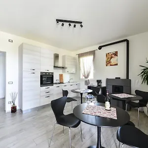 https://i-giardini-di-lo.hotelinveneto.com