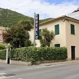 Giardino Delle Rose Bike&breakfast Bed & Breakfast