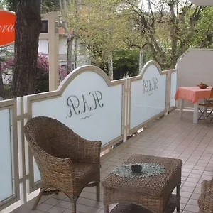 https://hotel-aldebaran-garni.emilia-romagnahotels.net